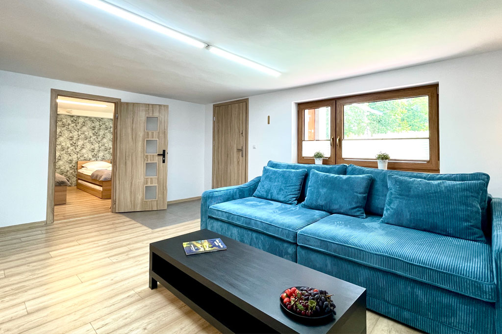 Przestronny salon apartamentu Dobra.Nocka w Wierchomli